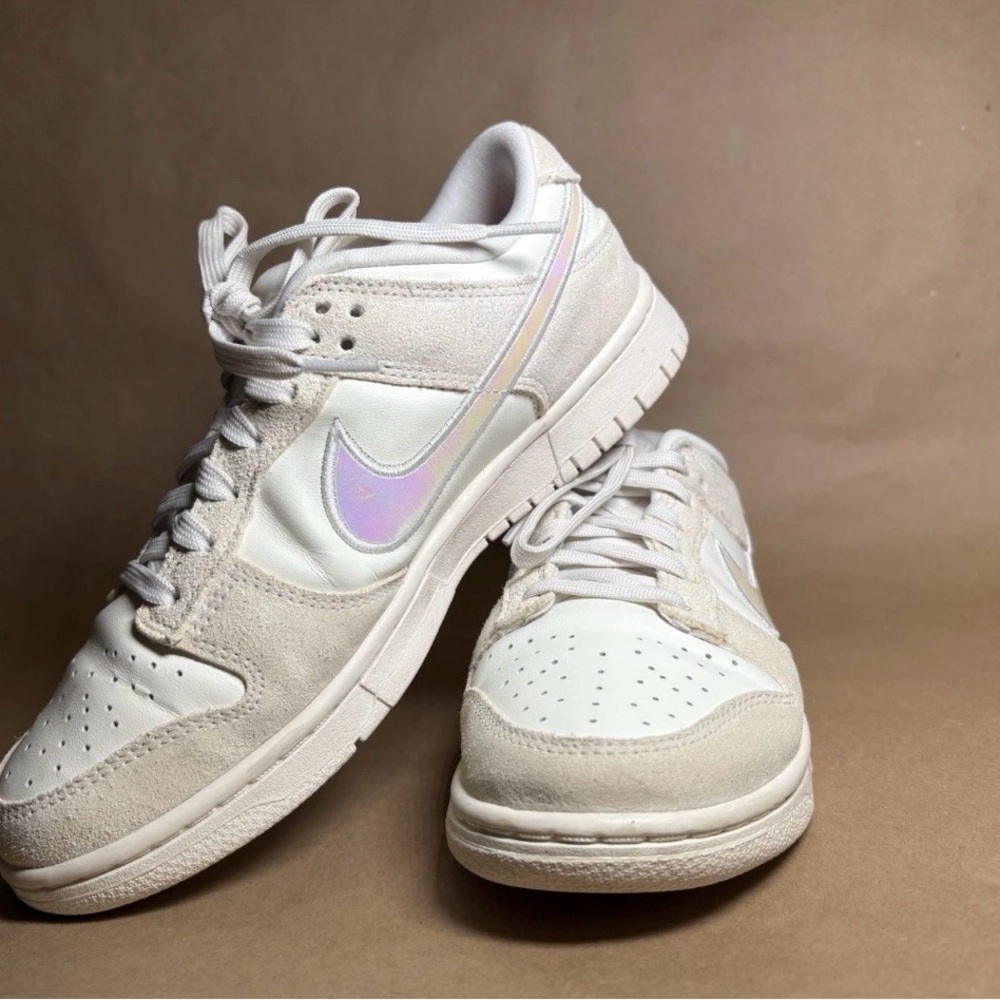 Women’s Nike dunk low Iridescent Swoosh Sz 8.5